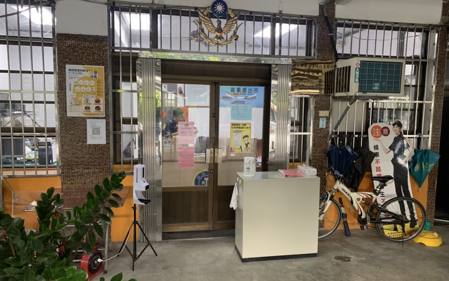 ▲警方道具公物只能往陳舊廳舍塞 (圖/投書退休員警 提供)