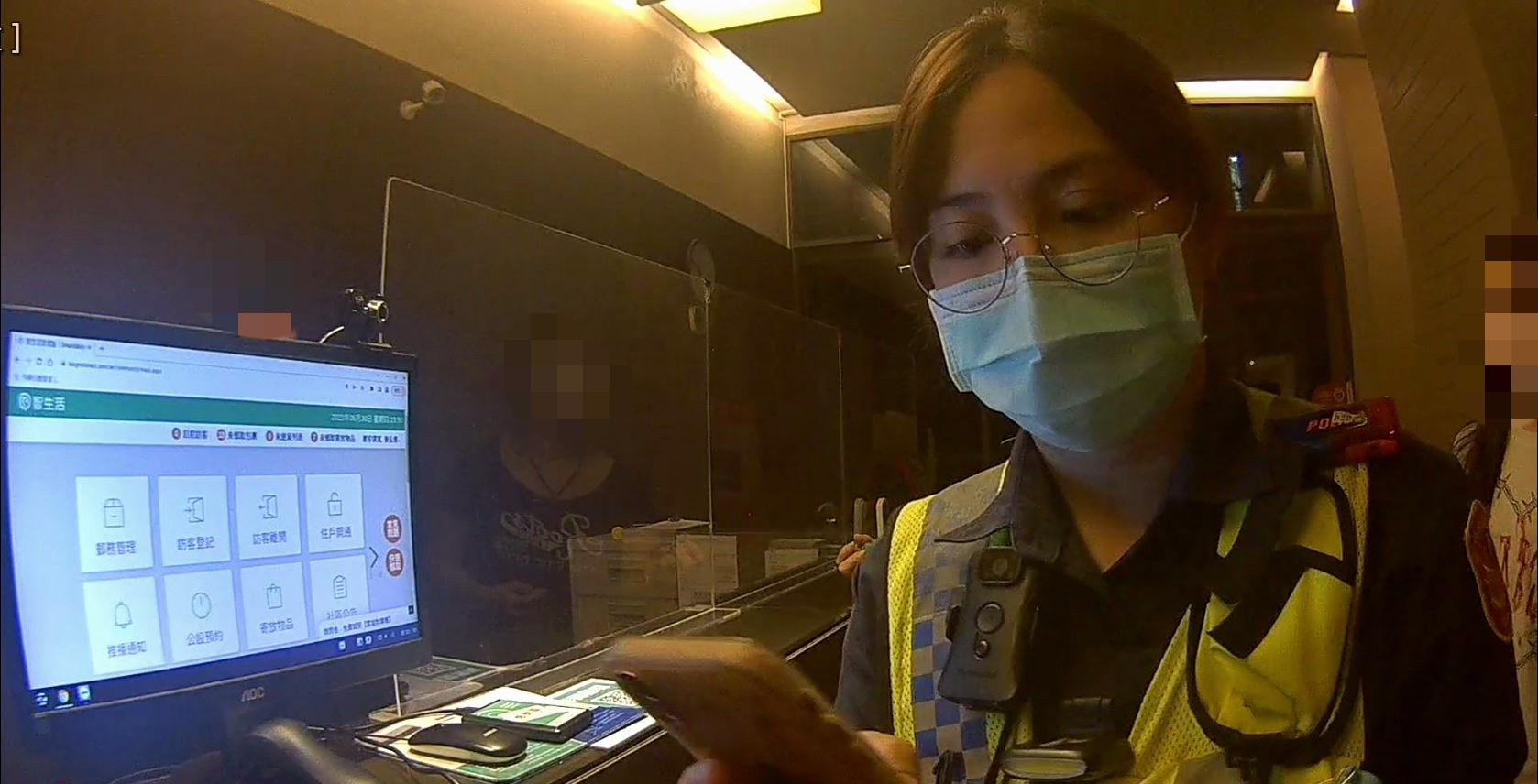 ▲警員接獲蘇女報機車失竊案後,立即先行調閱行車軌跡 (圖/台中市警察局 提供)