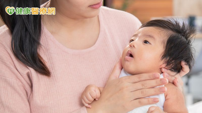 未滿1歲女嬰確診百日咳！疾管署示警：咳到吐別輕忽 | yam News